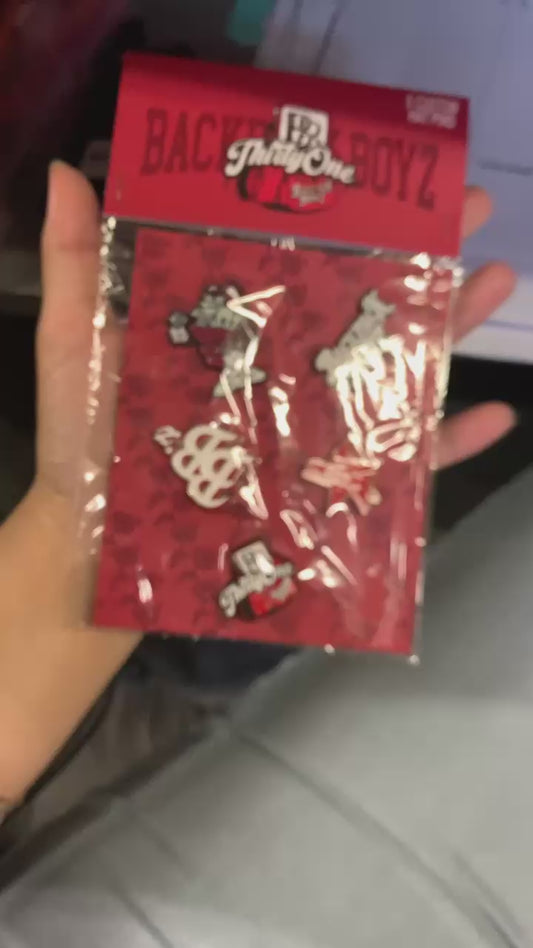 31 BACKPACK BOYZ PIN PACK